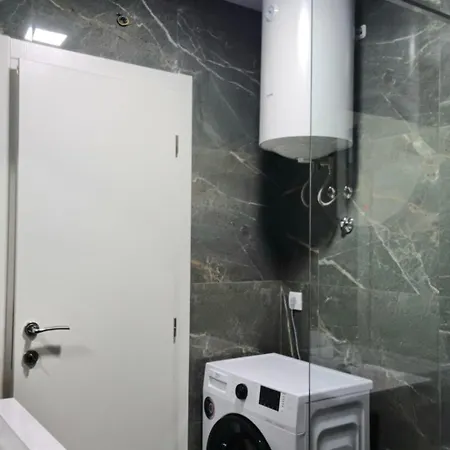 M&m-sea View & Private Parking Apartamento Makarska