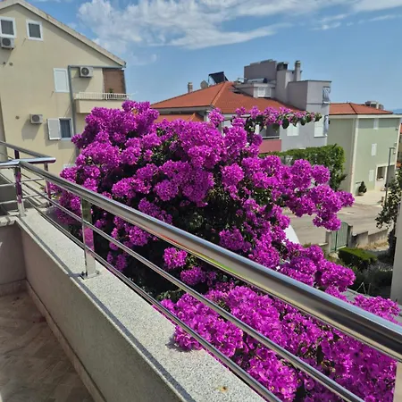M&m-sea View & Private Parking Apartamento